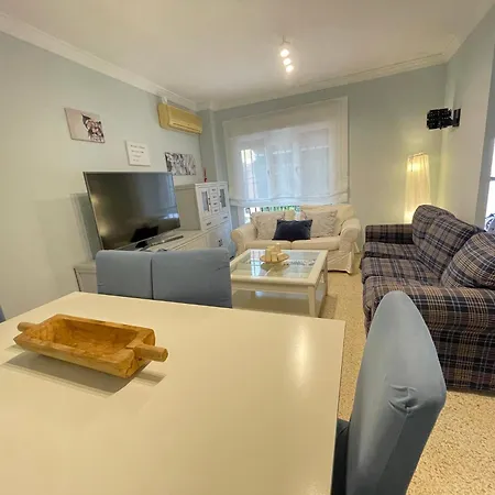Sunny Semidetached Private House 10min From Center