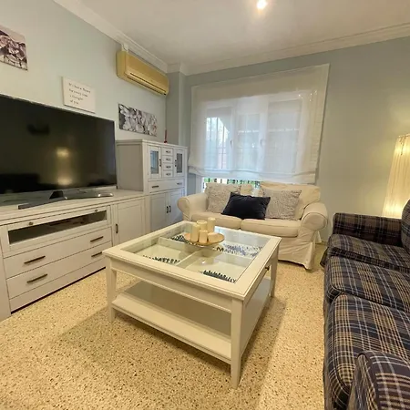 Holiday home Sunny Semidetached Private House 10min From Center